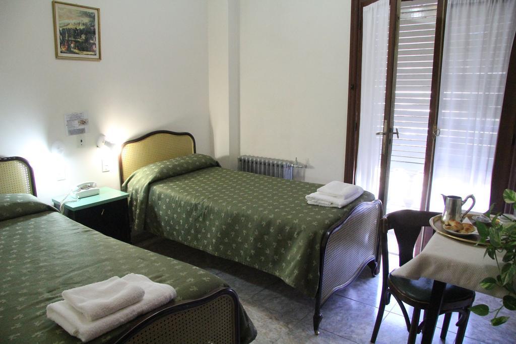 Hotel Touring Club Trelew Ngoại thất bức ảnh
