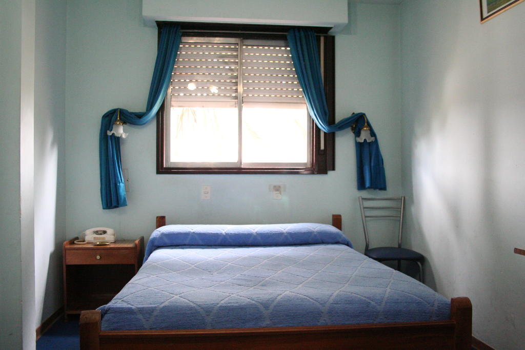 Hotel Touring Club Trelew Phòng bức ảnh